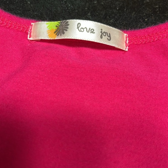 Hot pink tank top by Lovejoy looks like litter on the front - Picture 2 of 4